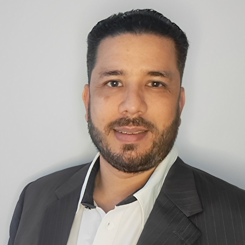 Carlos Solís